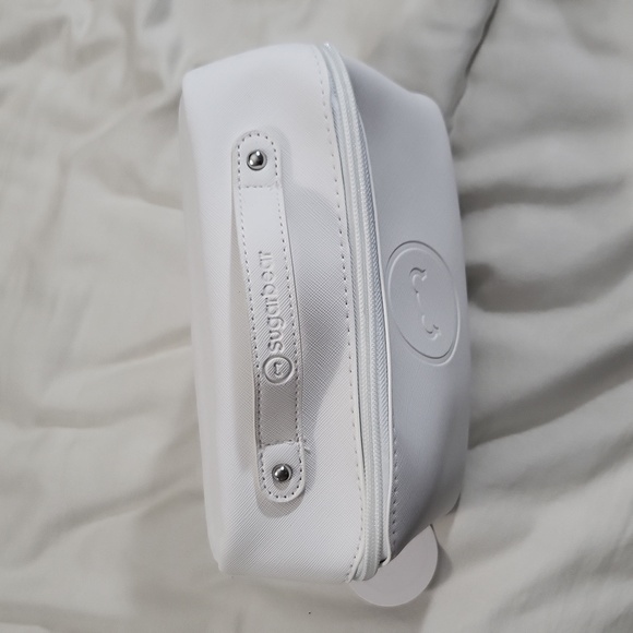 Sugarbear cosmetic bag - Picture 3 of 8